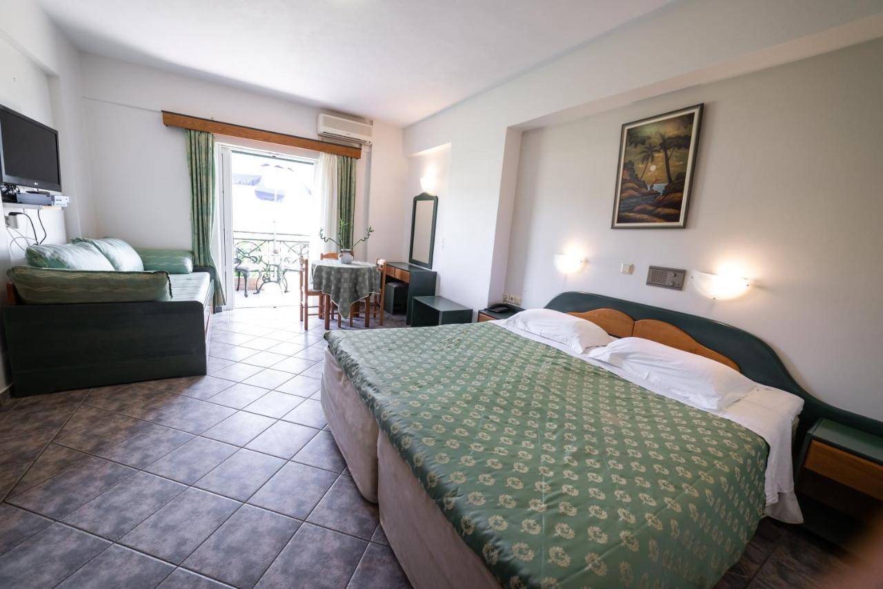 Hotel Odeon Vasilikí Buitenkant foto
